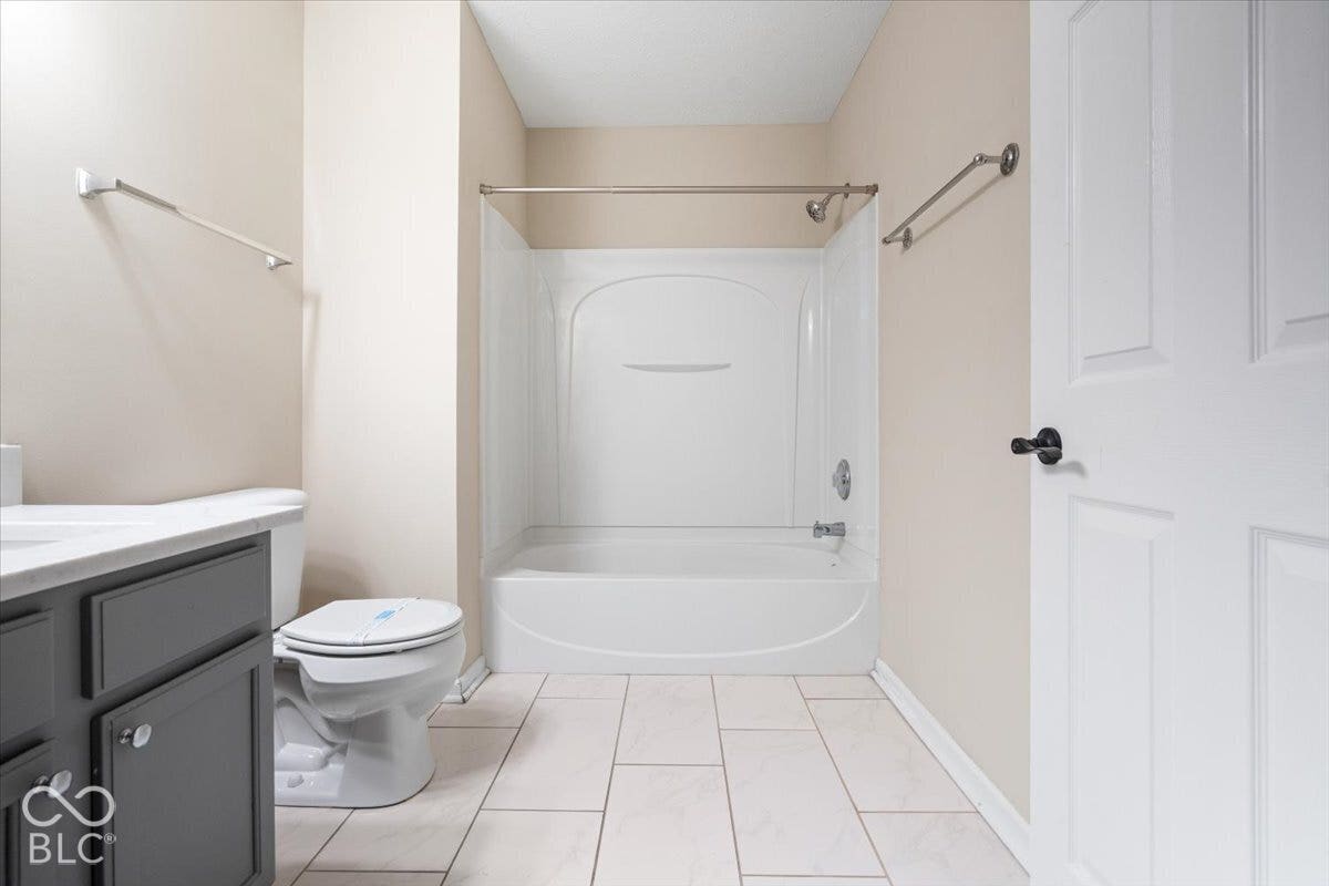 12175 Bubbling Brook Drive, Fishers, IN 46038 12175 Bubbling Brook Drive, Fishers, IN 46038