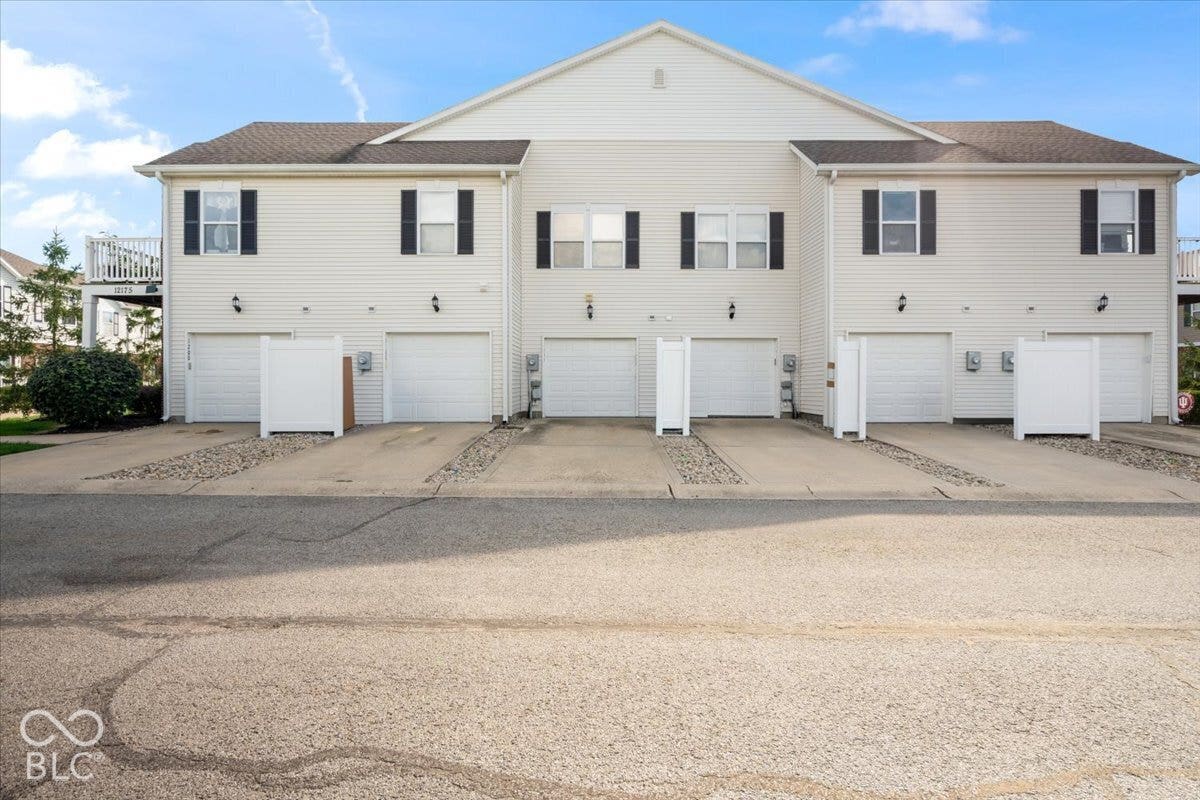 12175 Bubbling Brook Drive, Fishers, IN 46038 12175 Bubbling Brook Drive, Fishers, IN 46038