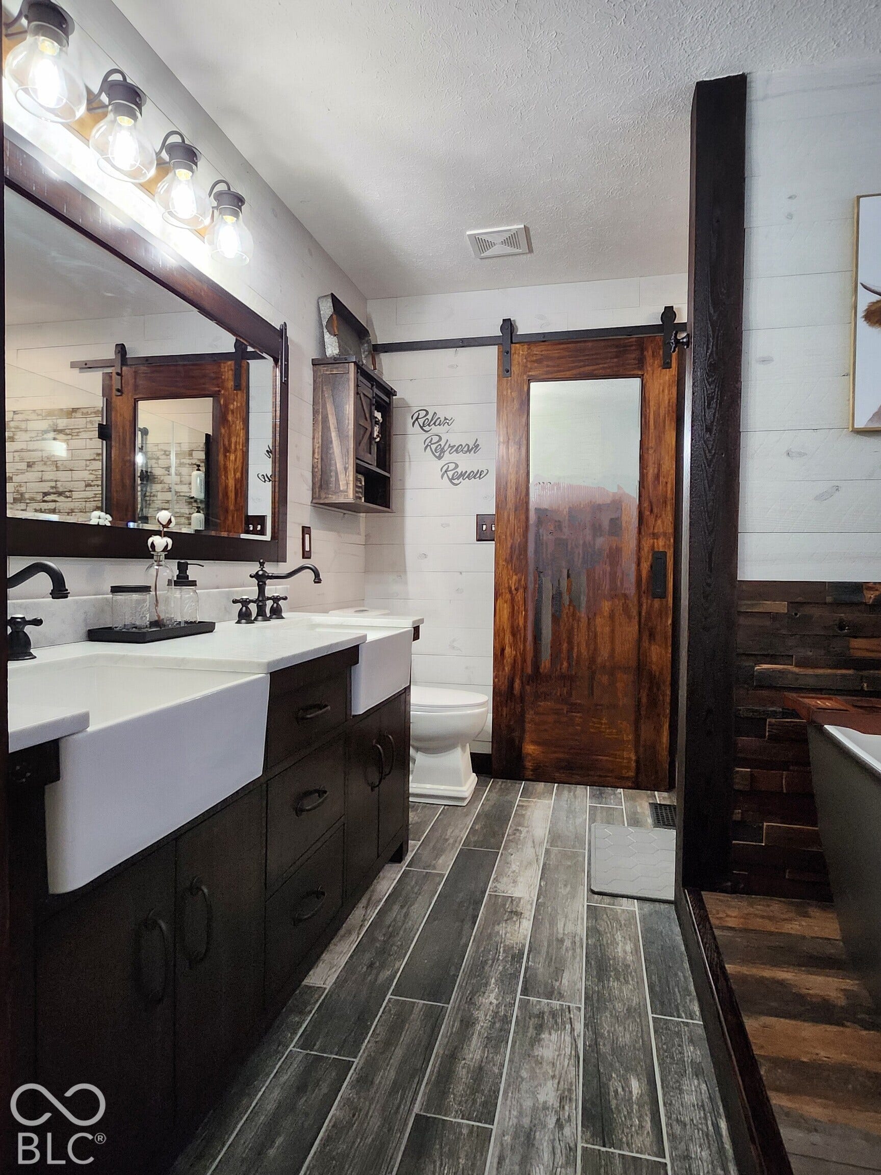 5619 Forest Rise Court, Indianapolis, IN 46203