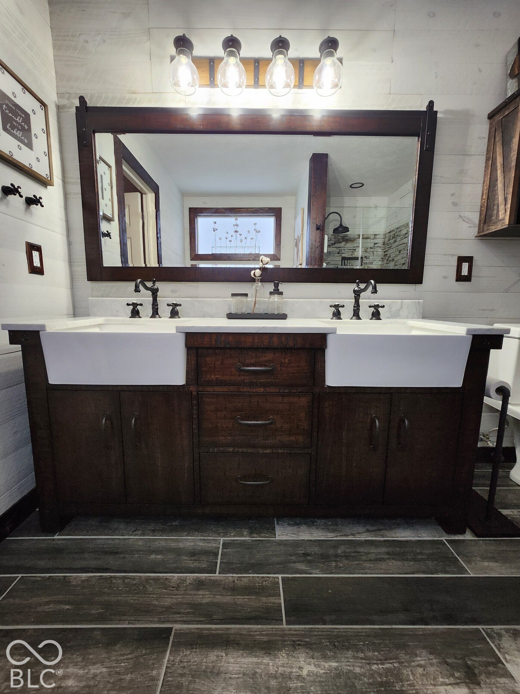5619 Forest Rise Court, Indianapolis, IN 46203