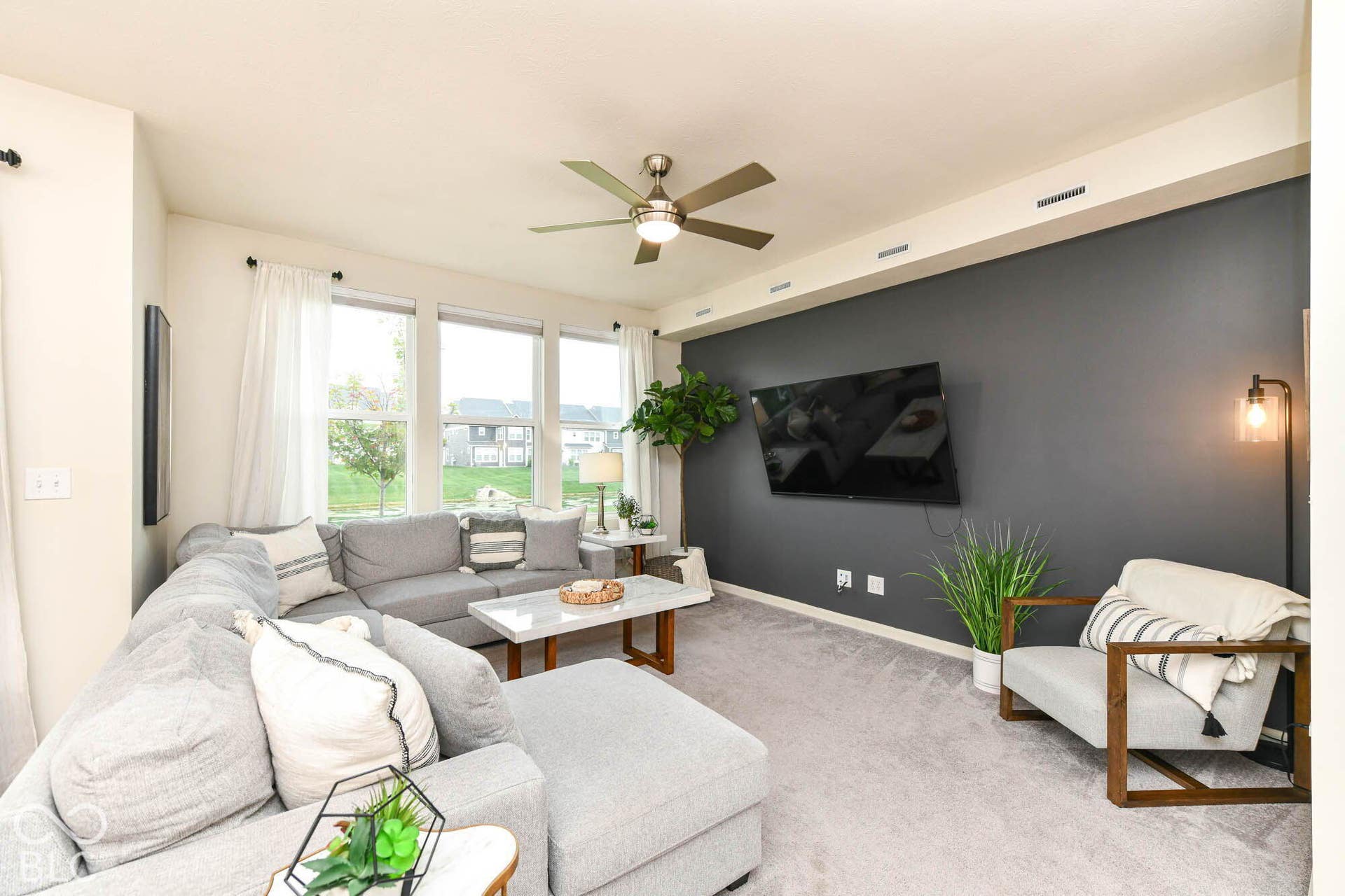 18749 Explanade Street, Westfield, IN 46074 Living Room