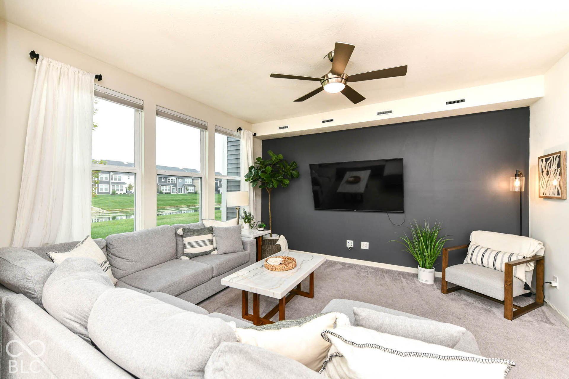 18749 Explanade Street, Westfield, IN 46074 Living Room