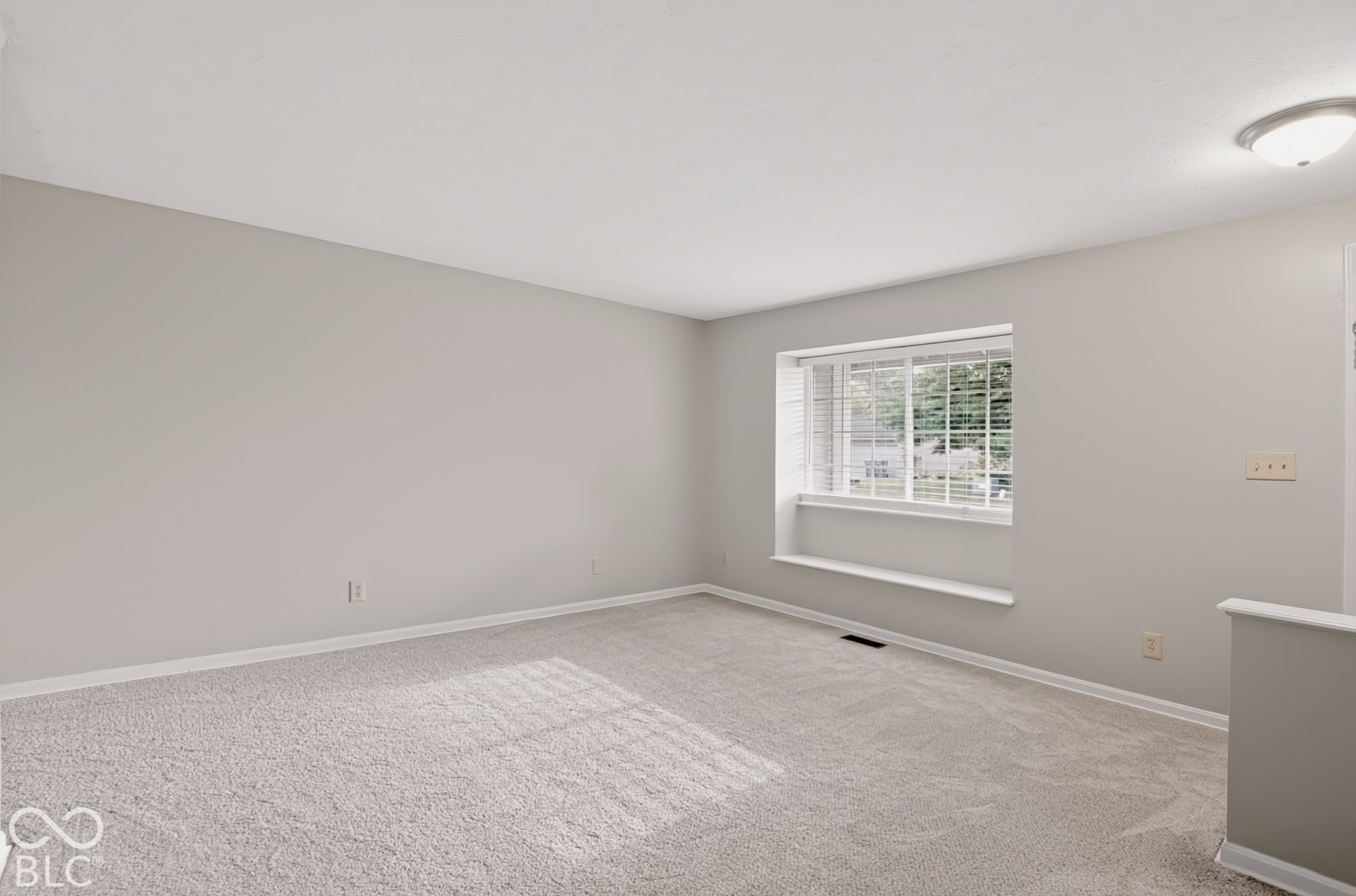 8528 Friendship Lane, Indianapolis, IN 46217