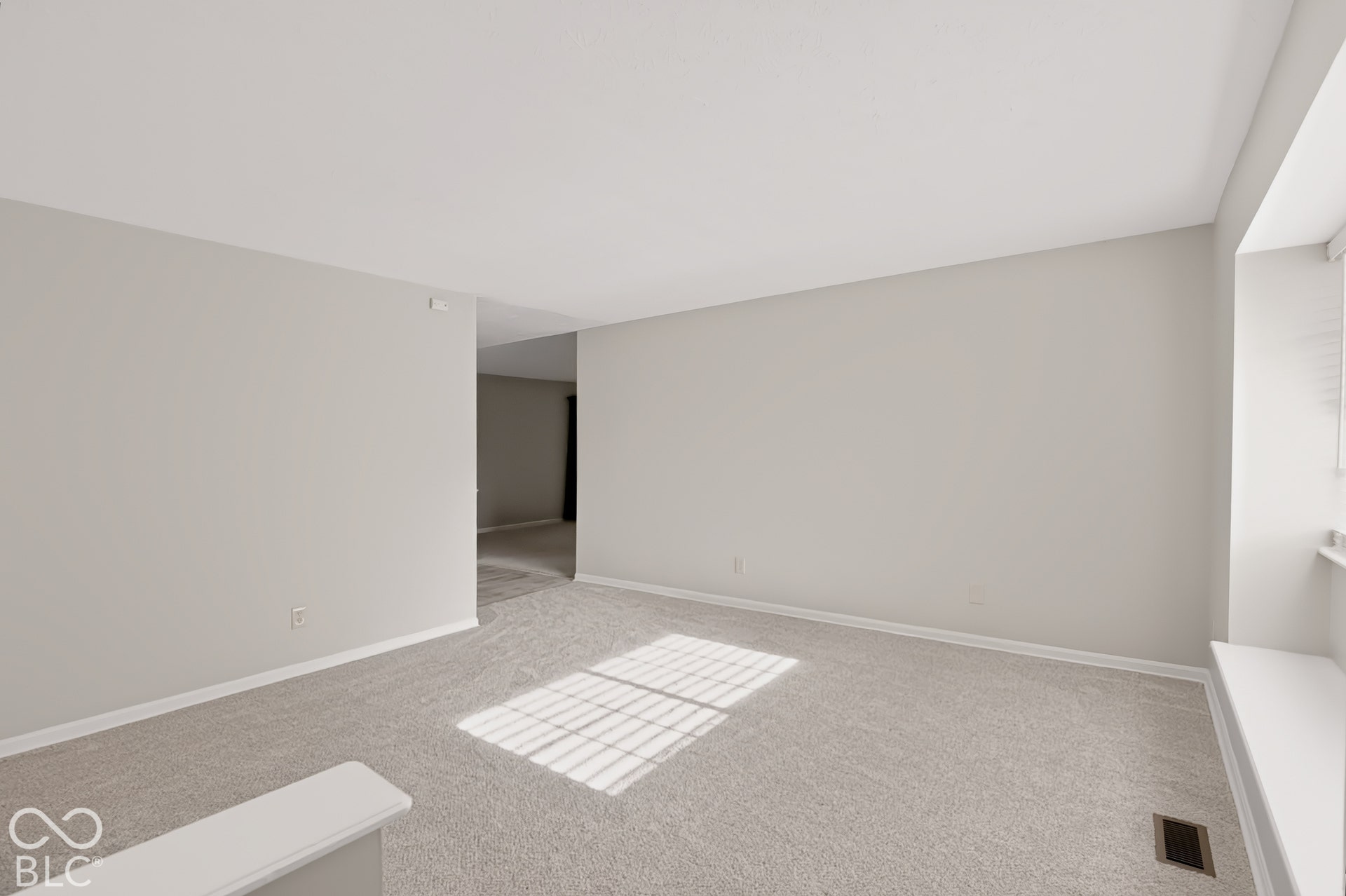 8528 Friendship Lane, Indianapolis, IN 46217