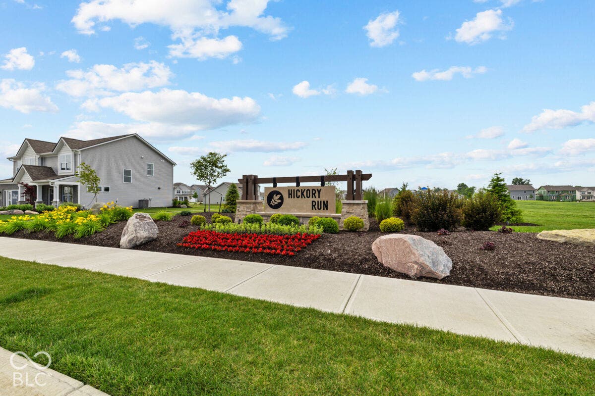 10020 Redwood Peak Lane, Indianapolis, IN 46259 Entrance