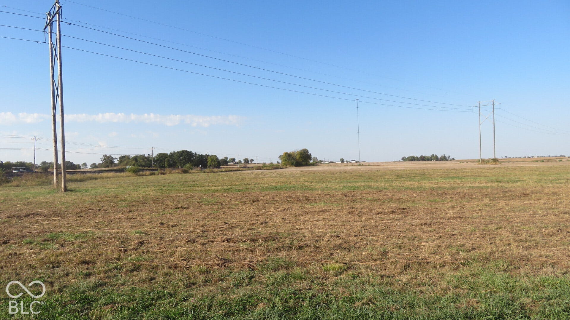700 E North Road, Crawfordsville, IN 47933