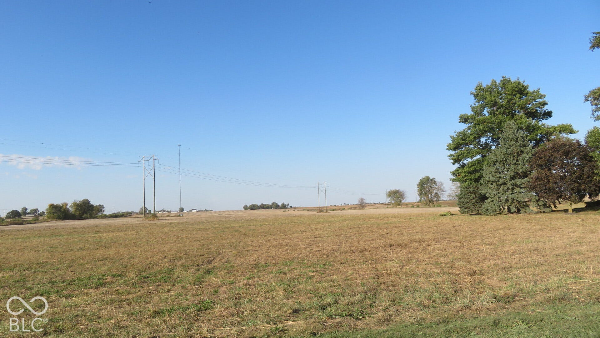 700 E North Road, Crawfordsville, IN 47933