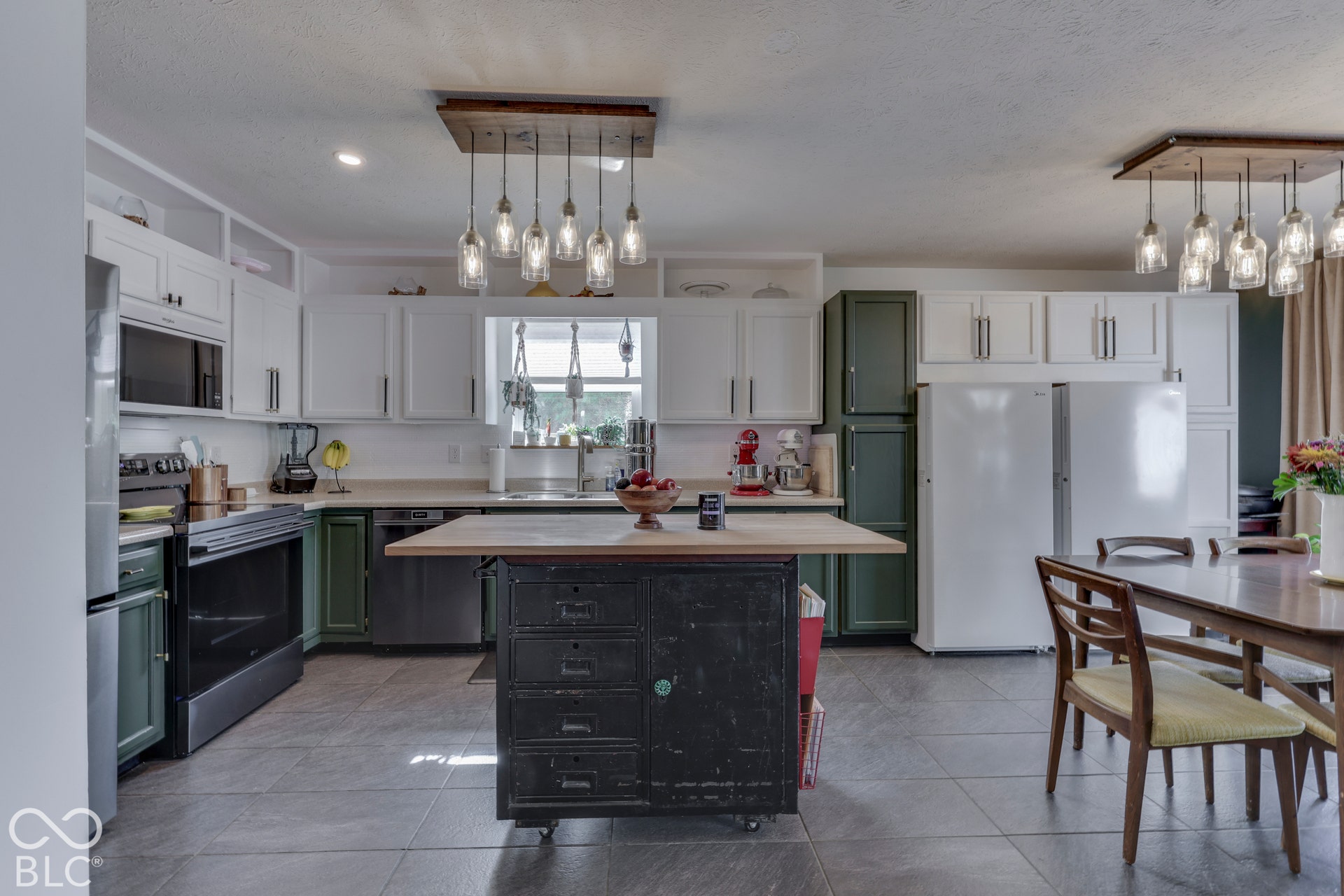 556 Hannah Place, Franklin, IN 46131