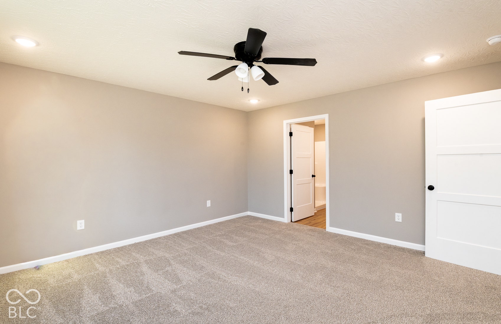 659 W Cherry Street, Scottsburg, IN 47170