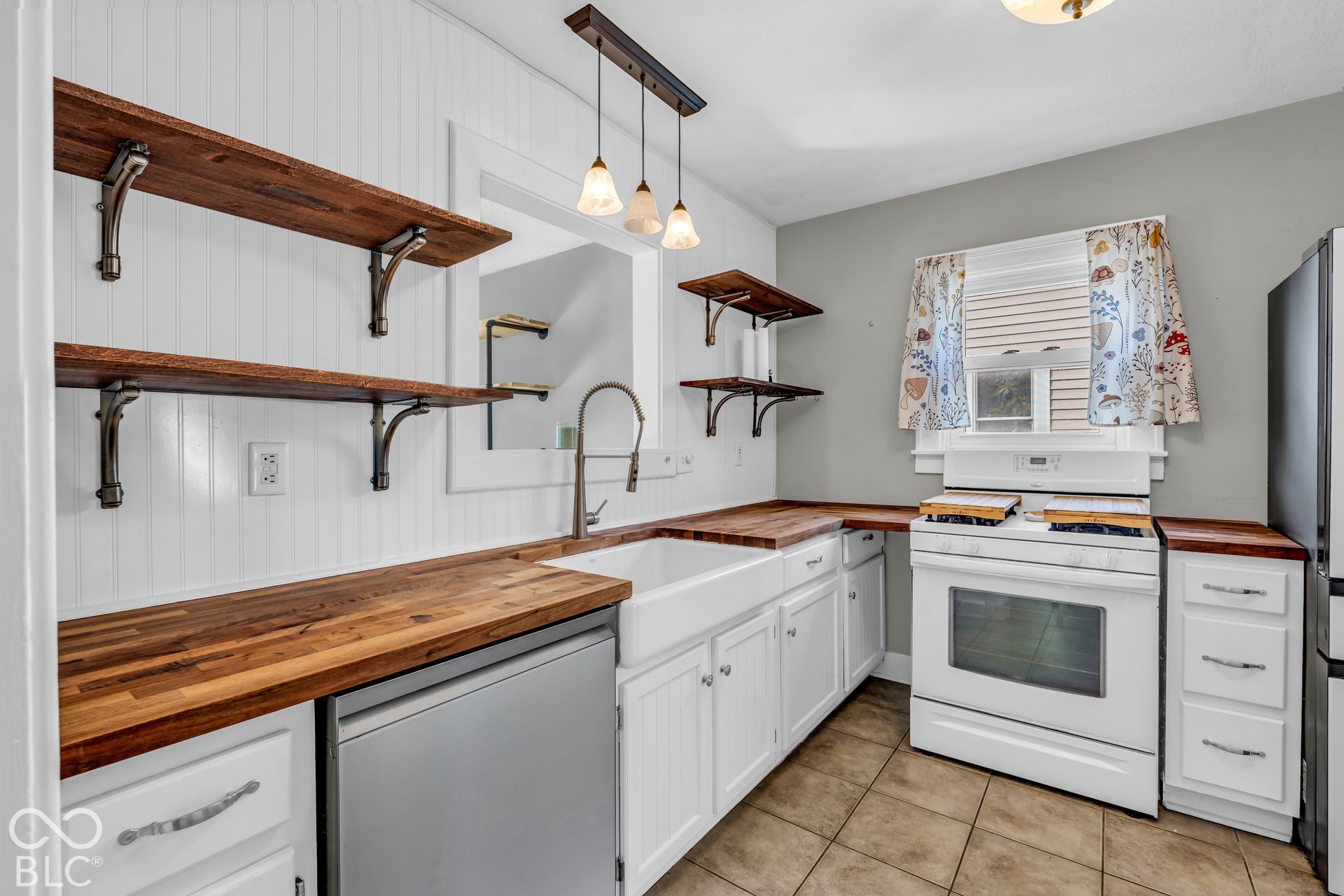 221 Herriott Street, Franklin, IN 46131 221 Herriott Street, Franklin, IN 46131