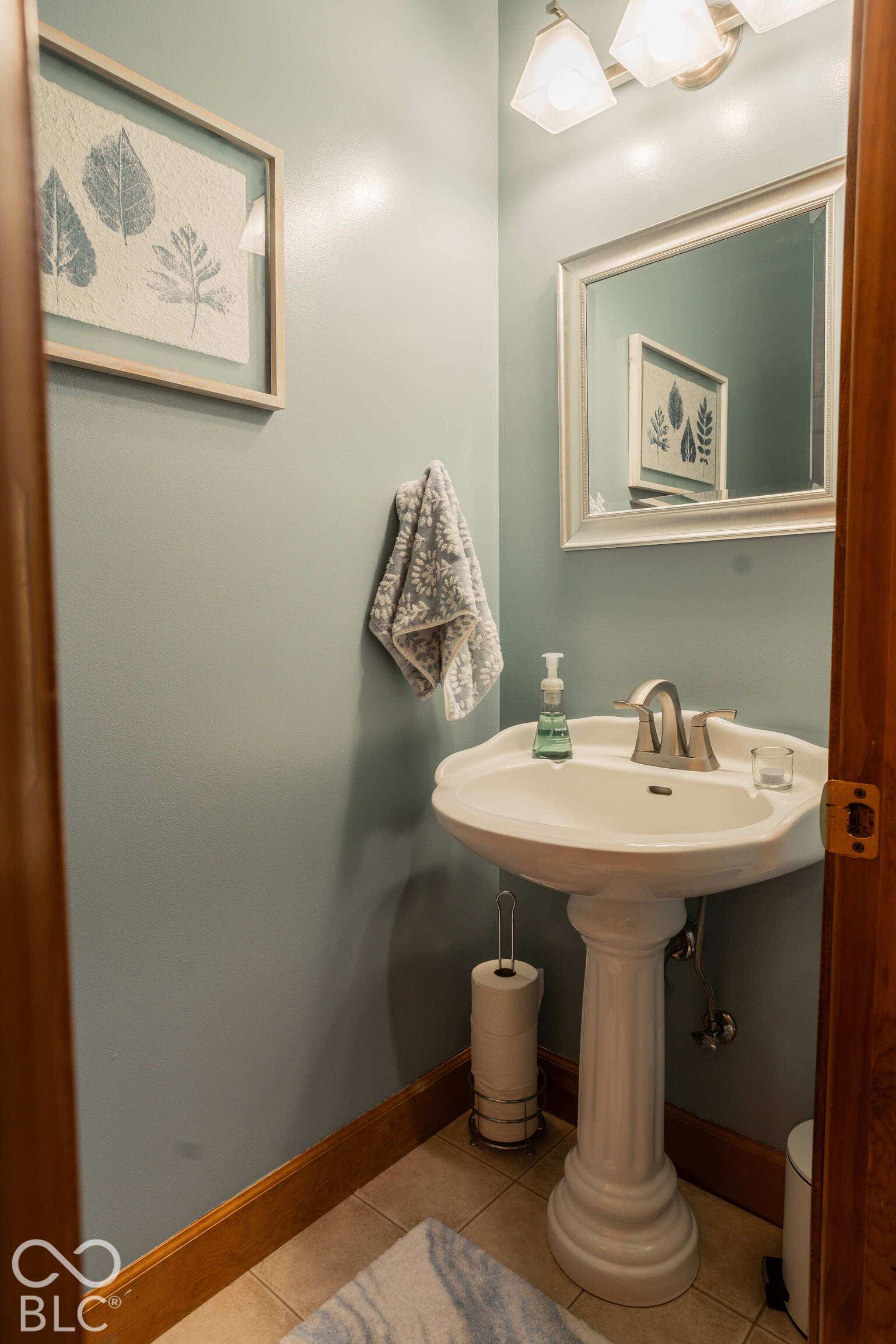 1120 Alfred Circle, Indianapolis, IN 46239