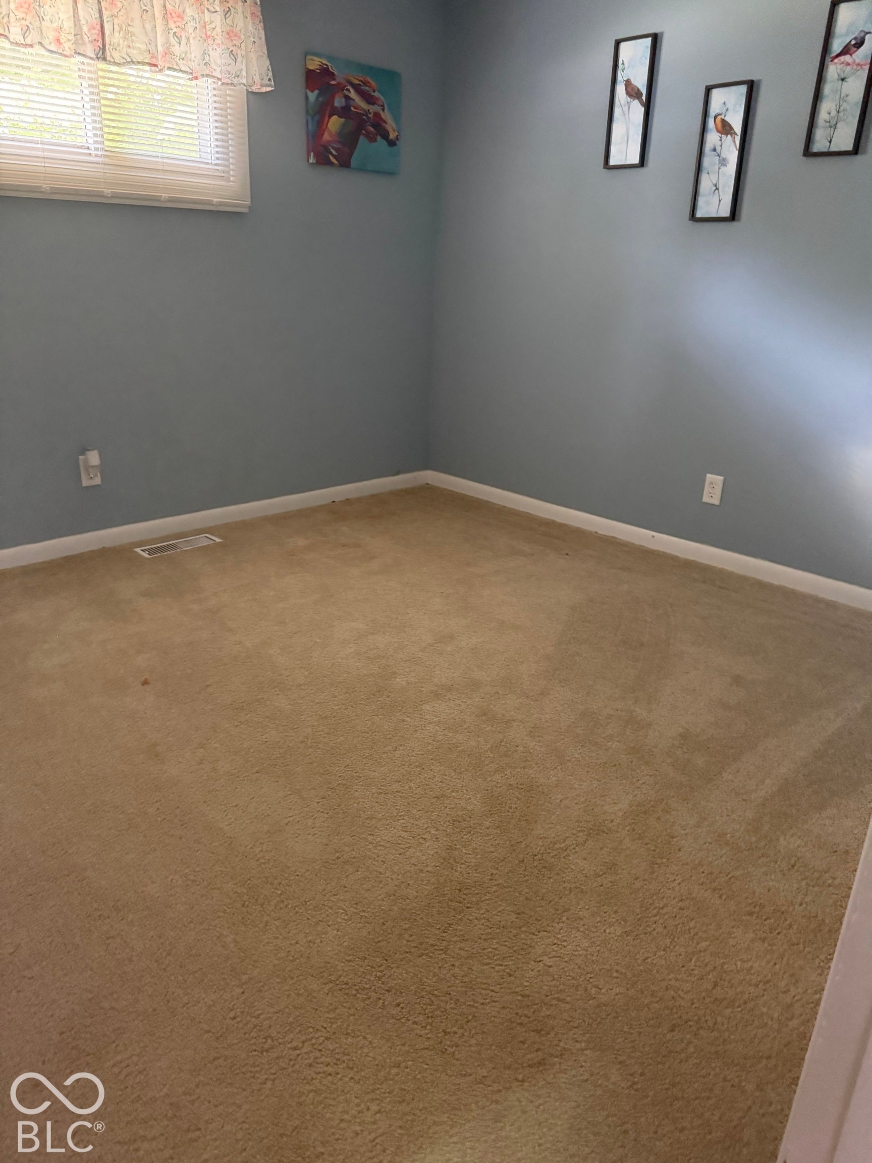 5341 White River Street, Greenwood, IN 46143