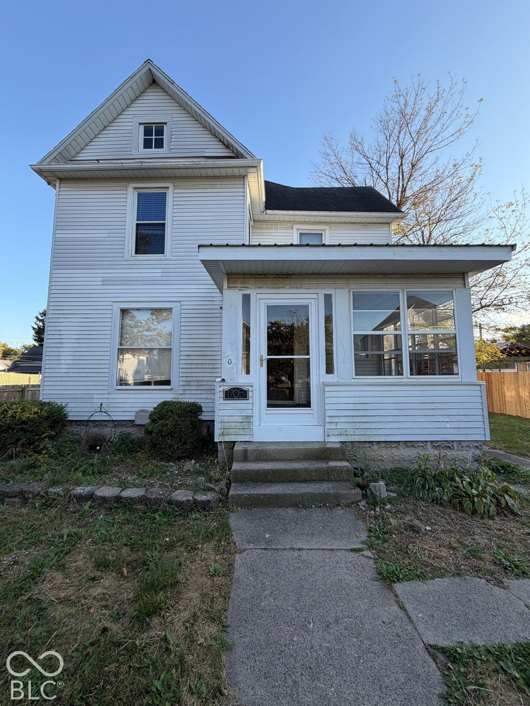 1705 S E Street, Elwood, IN 46036