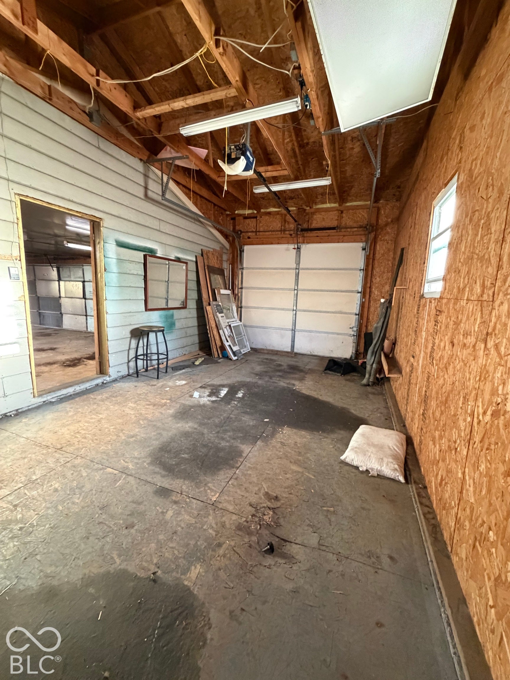 1705 S E Street, Elwood, IN 46036