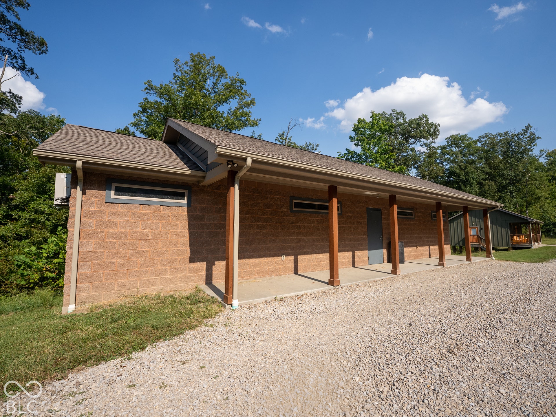 2221 IN-258, Seymour, IN 47220