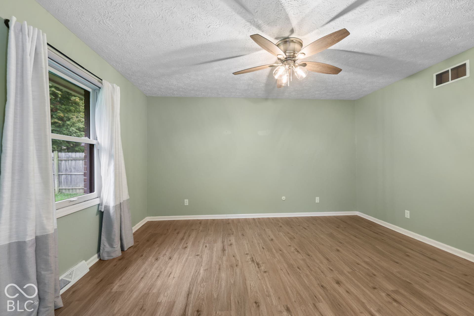 801 S Restin Road, Greenwood, IN 46142