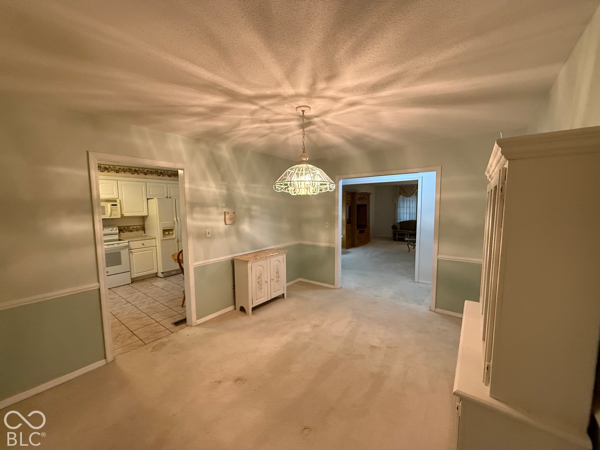 6414 Park Central Way, Indianapolis, IN 46260