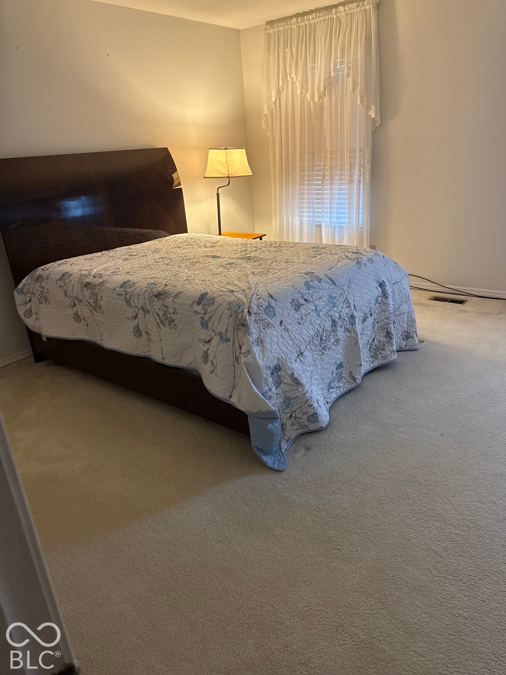 6414 Park Central Way, Indianapolis, IN 46260