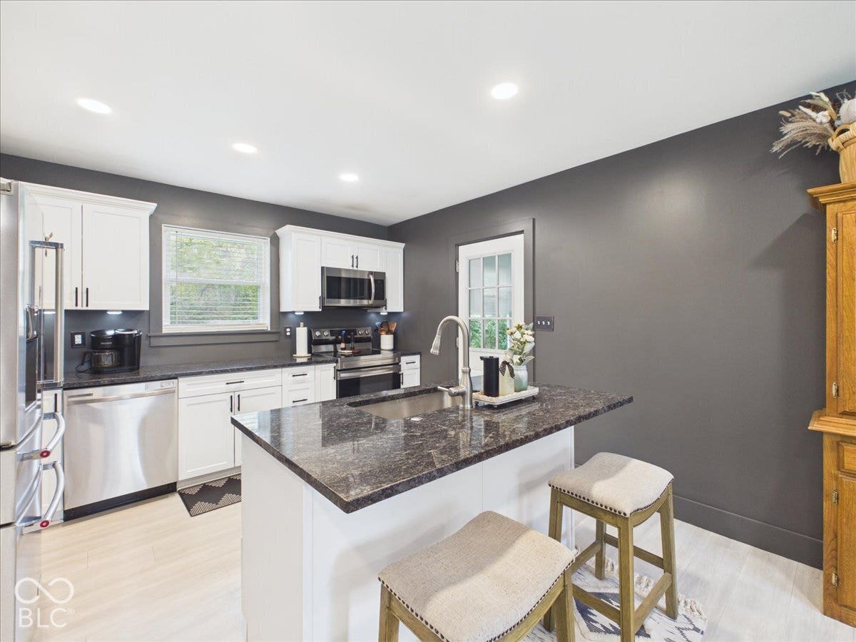 1048 Kessler Boulevard West Drive, Indianapolis, IN 46228