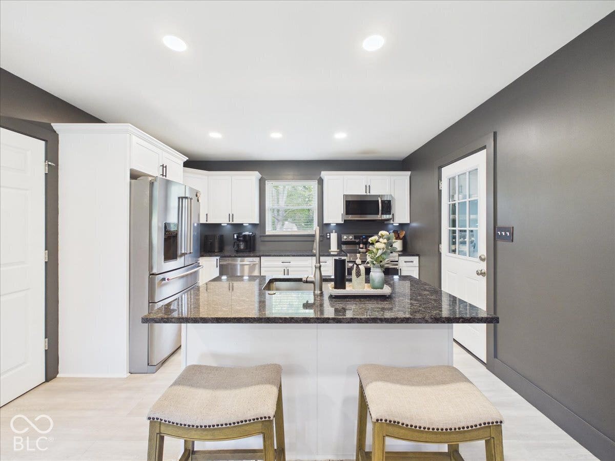 1048 Kessler Boulevard West Drive, Indianapolis, IN 46228