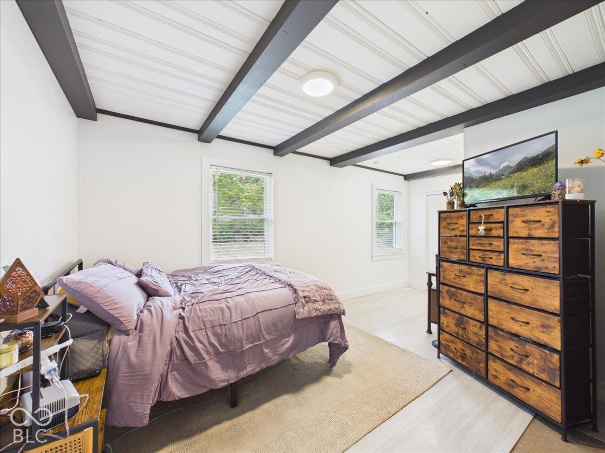 1048 Kessler Boulevard West Drive, Indianapolis, IN 46228