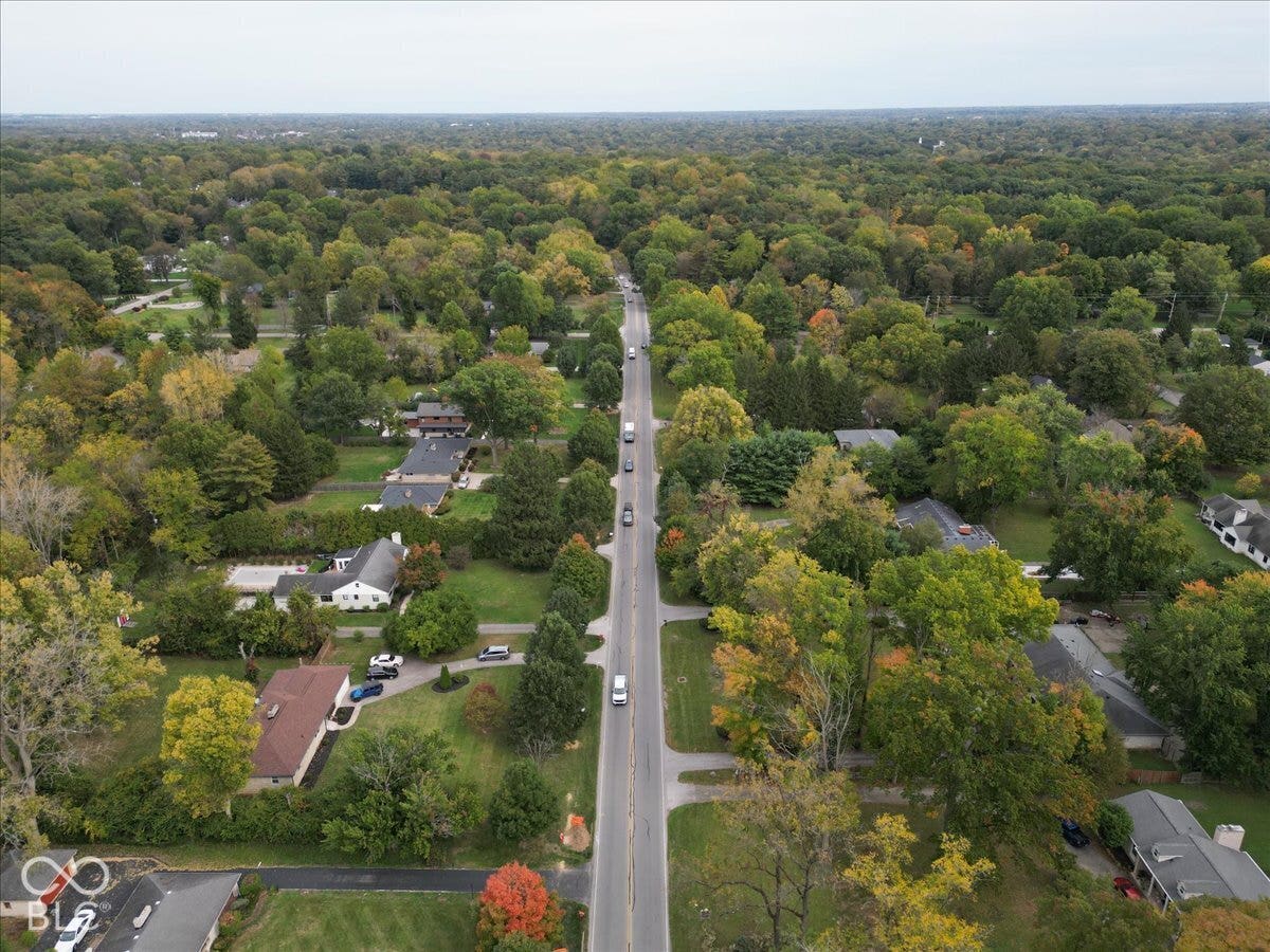 1048 Kessler Boulevard West Drive, Indianapolis, IN 46228
