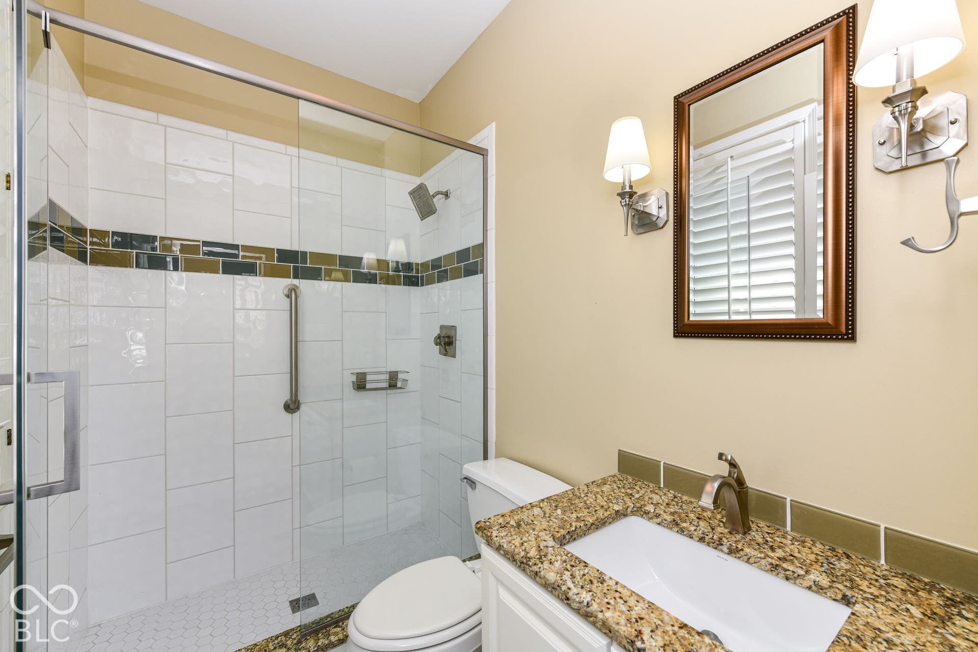 Secondary bathroom