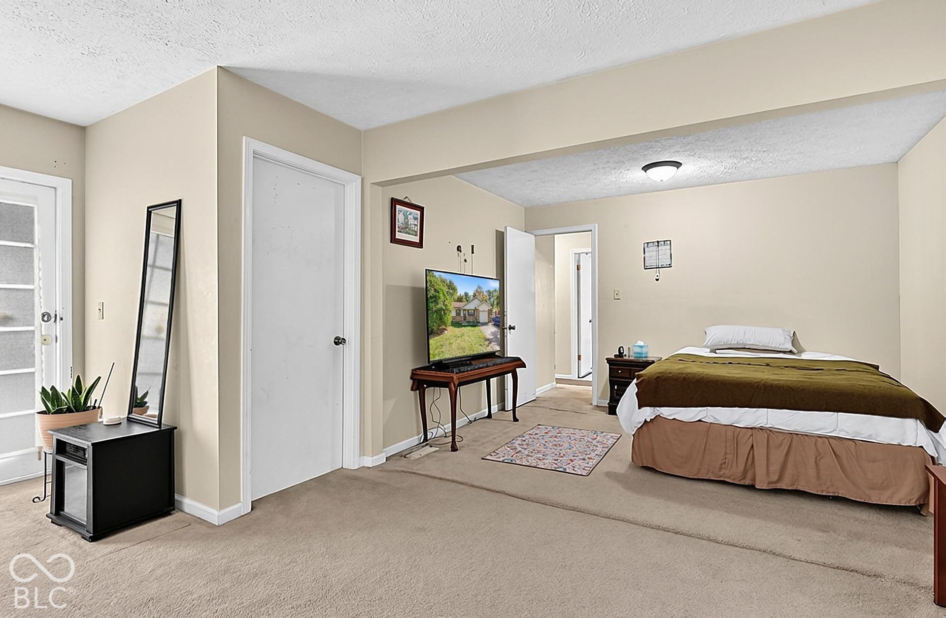 7153 N Orchard Drive, Indianapolis, IN 46236