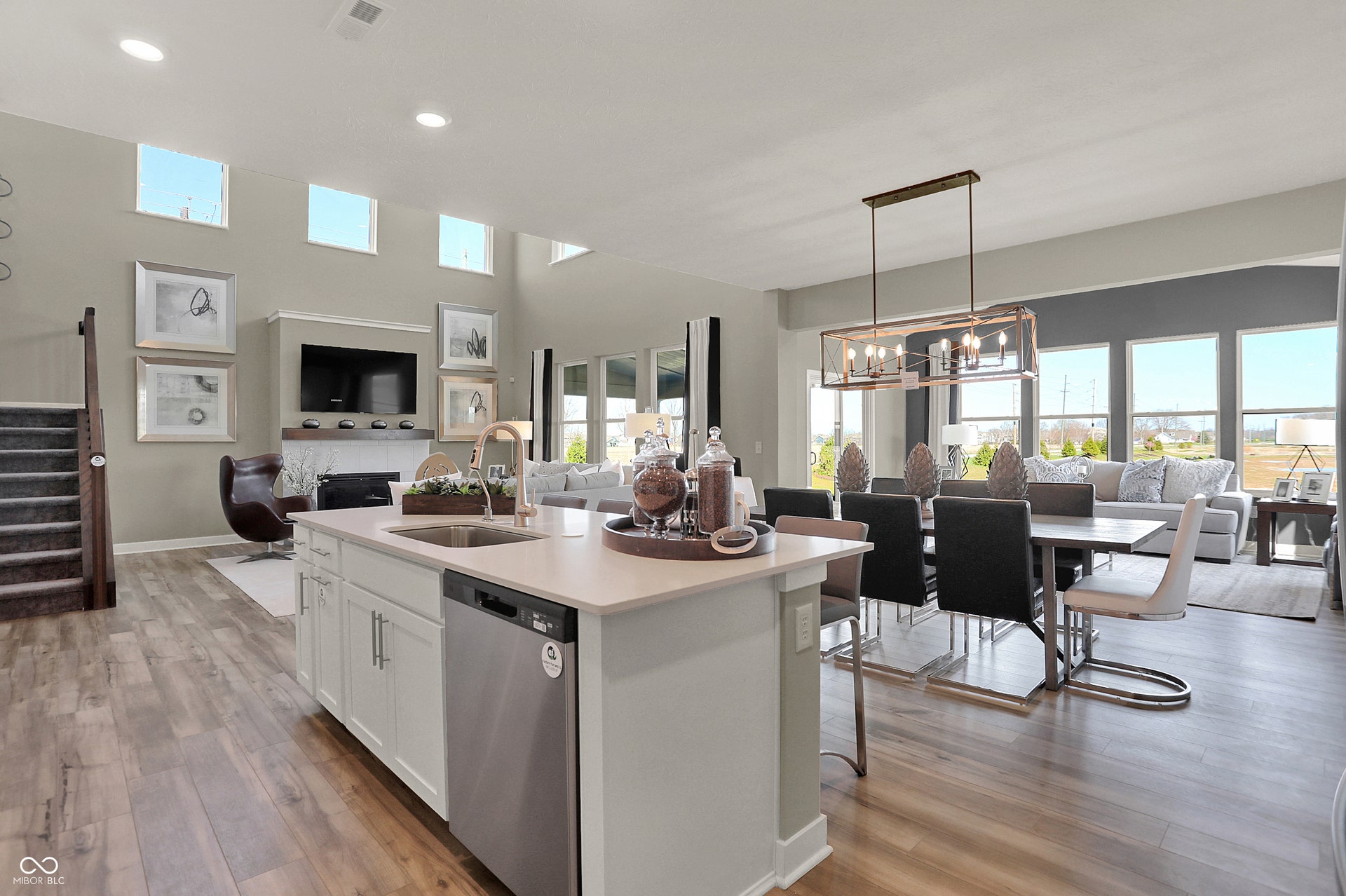 8606 Moyer Street West, Fortville, IN 46040
