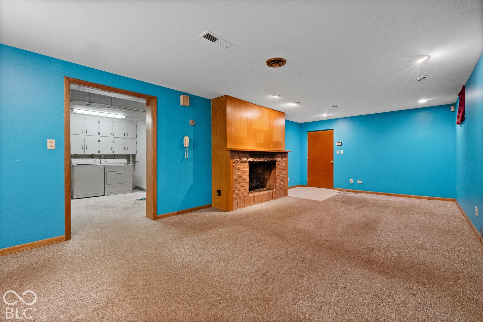 3227 E Southport, Indianapolis, IN 46227