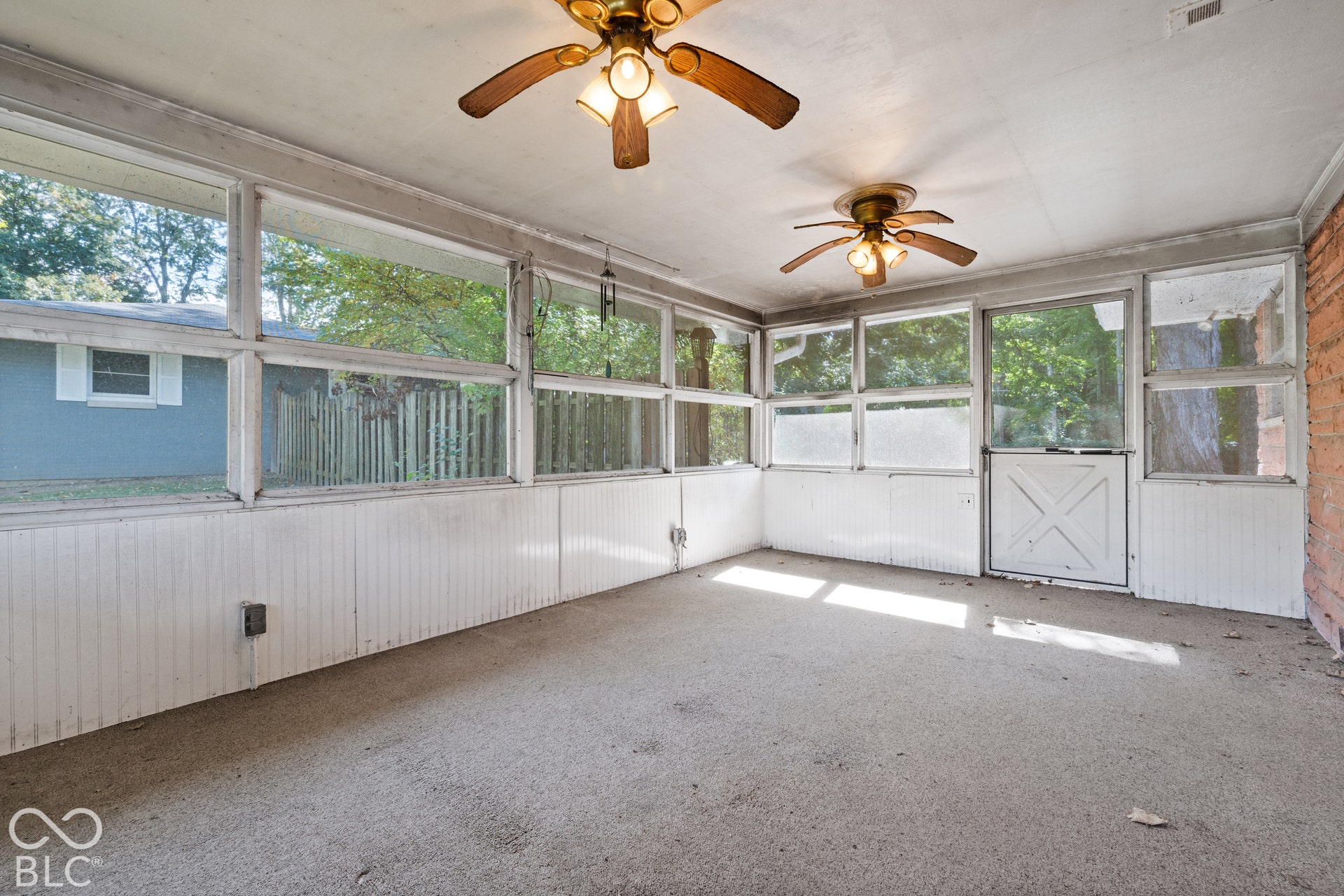 3227 E Southport, Indianapolis, IN 46227