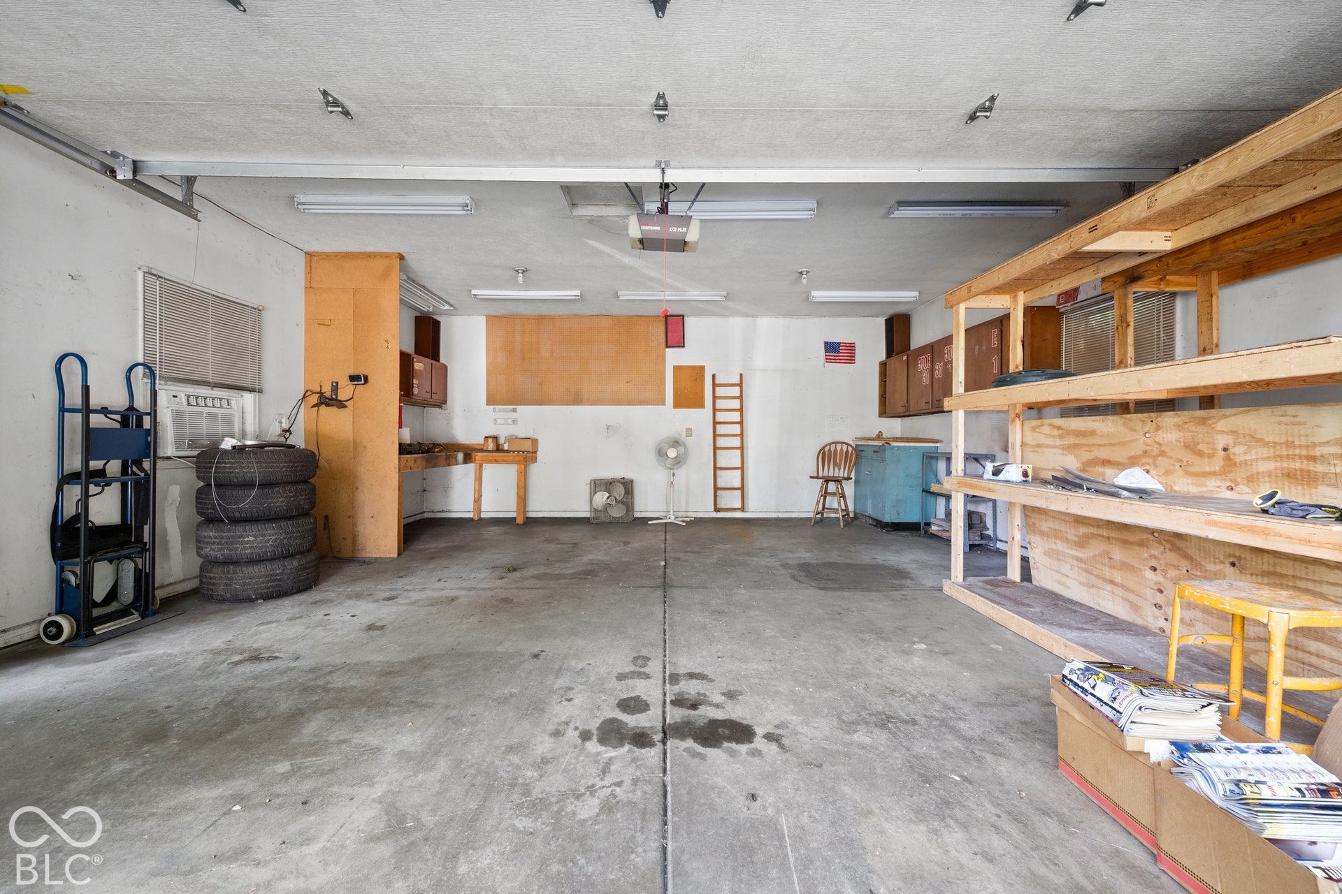 3227 E Southport, Indianapolis, IN 46227