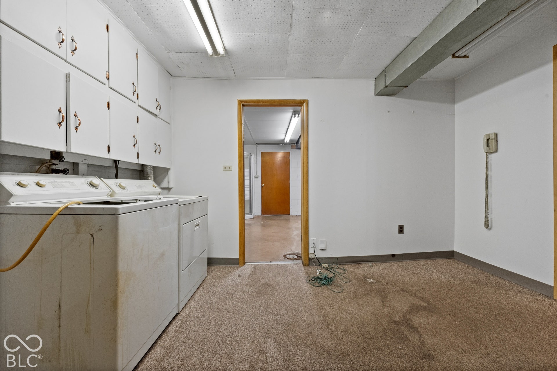 3227 E Southport, Indianapolis, IN 46227