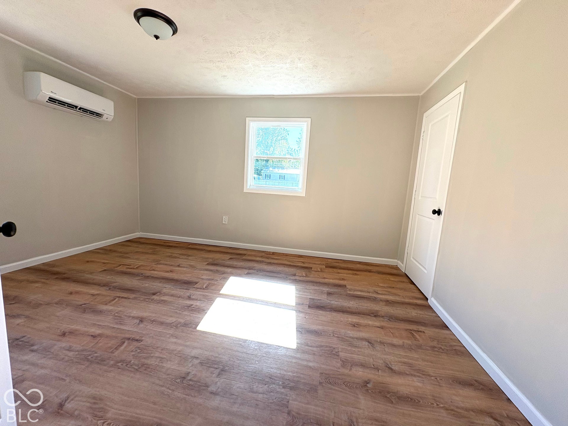 209 W Walnut Street, Waynetown, IN 47990