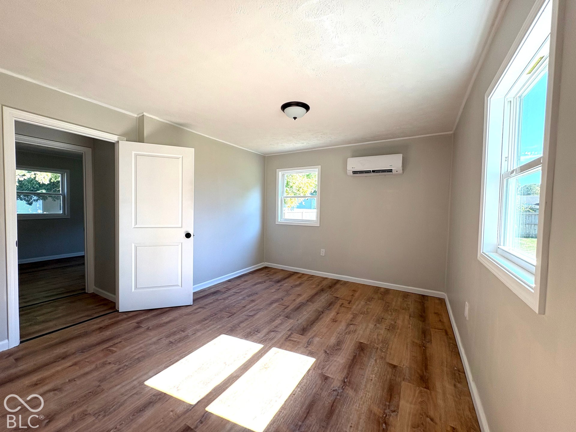 209 W Walnut Street, Waynetown, IN 47990