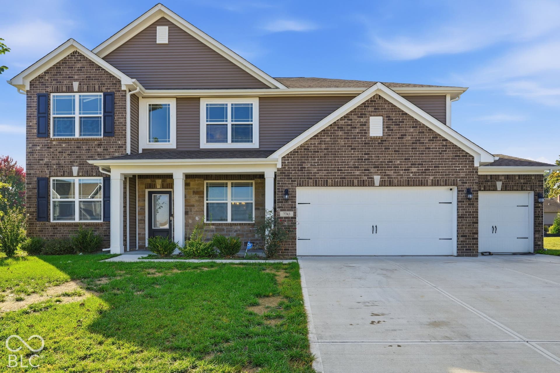 7743 Fairwood Blvd