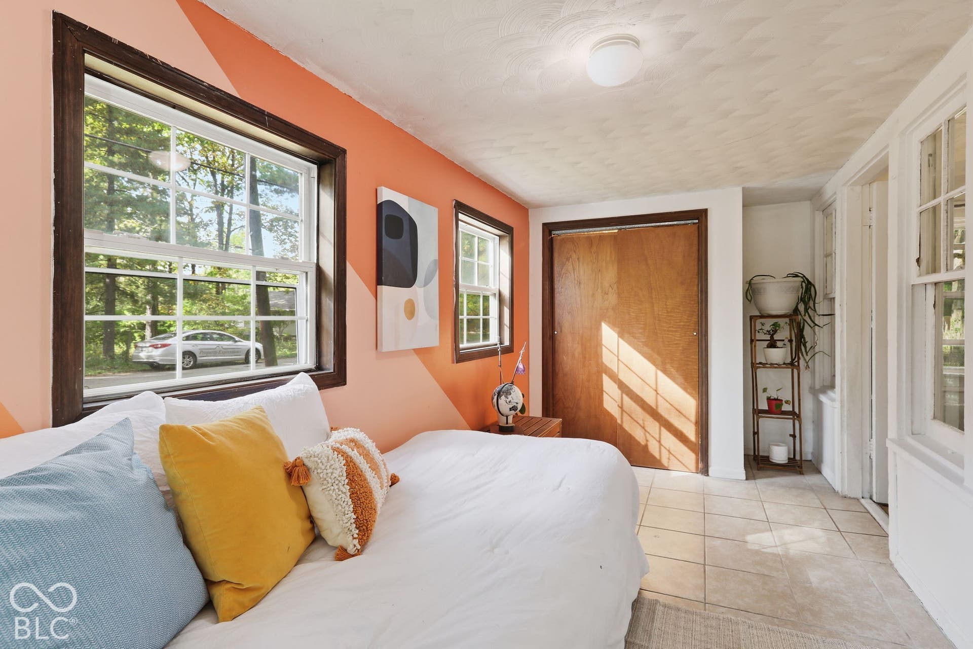 Even a Large Closet so this may be formally used as a Bedroom!