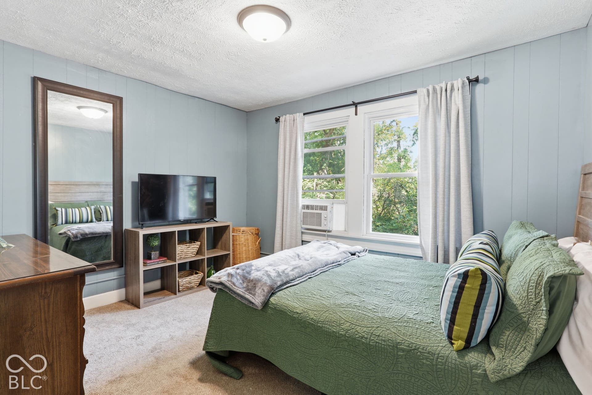 Large Bedroom 2 with Walk-in closet.