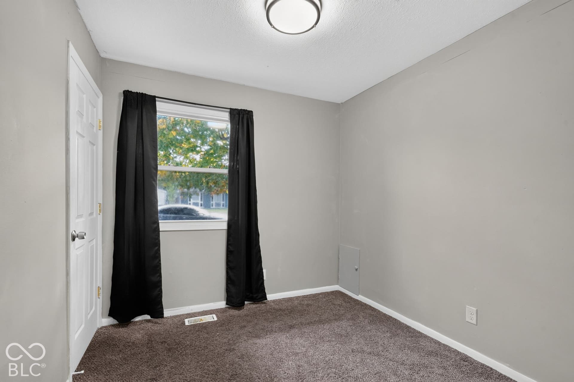 1532 S Oxford Street, Indianapolis, IN 46203