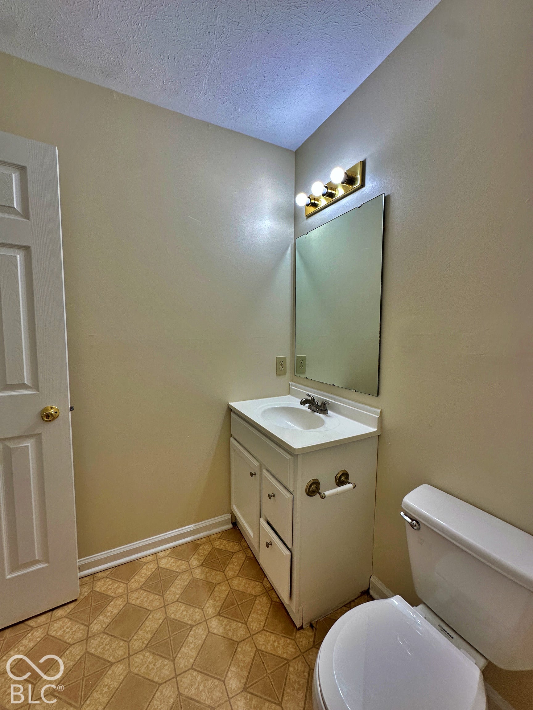 4650 Falcon Run Way, Indianapolis, IN 46254