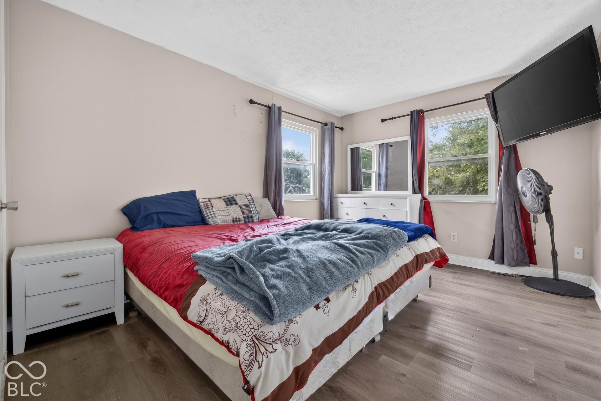 Wood-finish flooring and dual double-pane windows