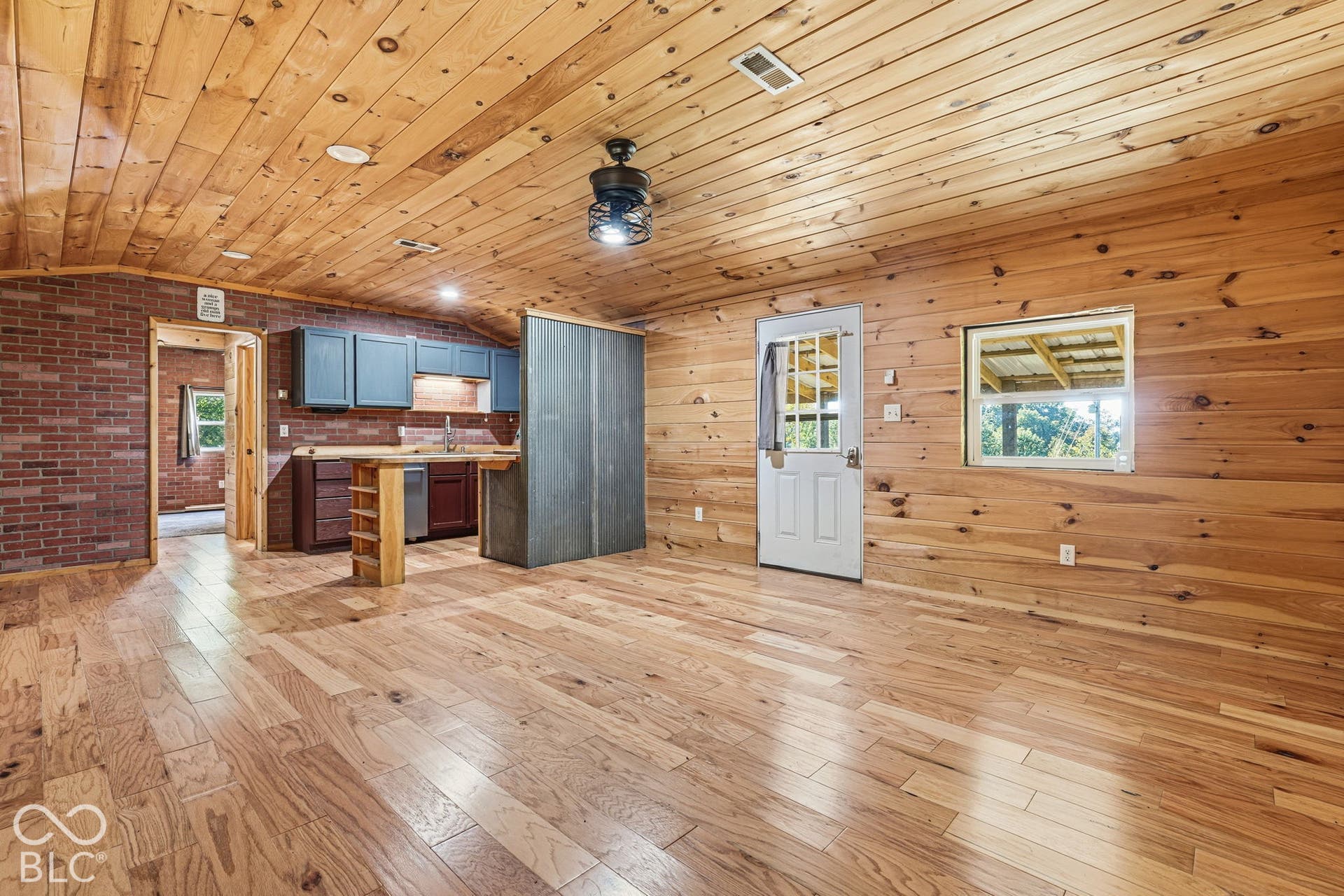 4843 Cunot Cataract Road, Poland, IN 47868