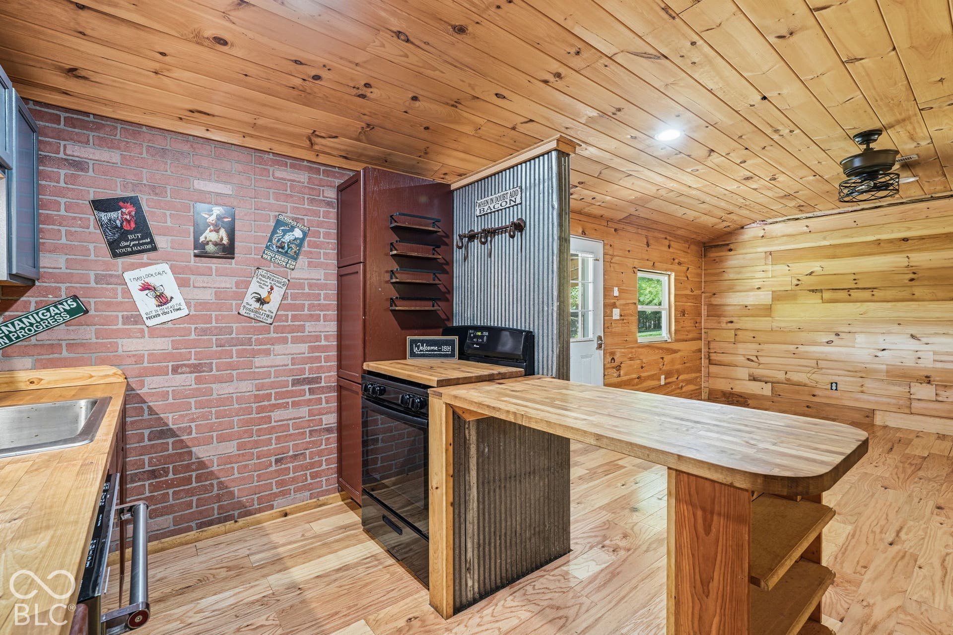 4843 Cunot Cataract Road, Poland, IN 47868