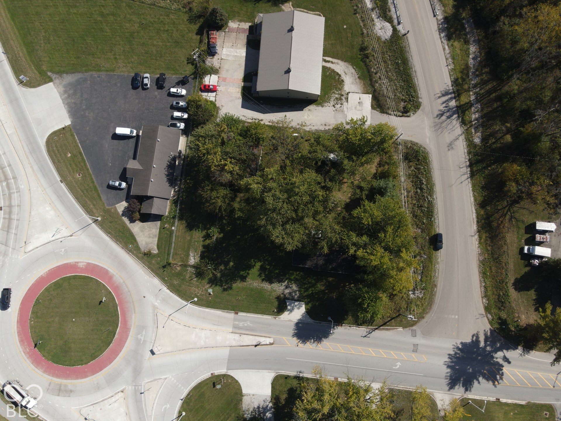 Huggin Hollow Rd and Waverly Park Rd