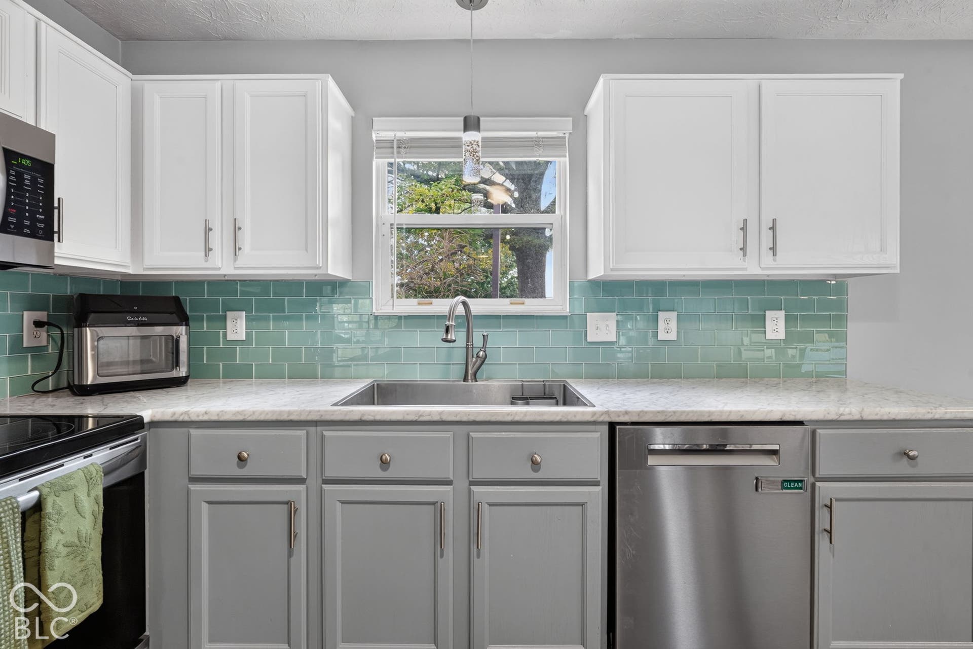 12161 Driftstone Drive, Fishers, IN 46037