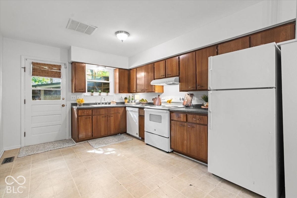 175 N 8th Street, Zionsville, IN 46077