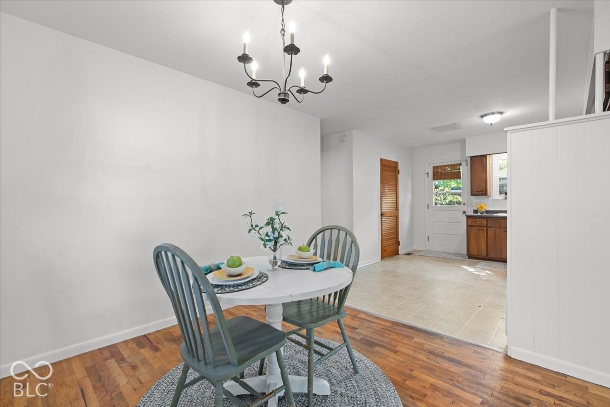 175 N 8th Street, Zionsville, IN 46077