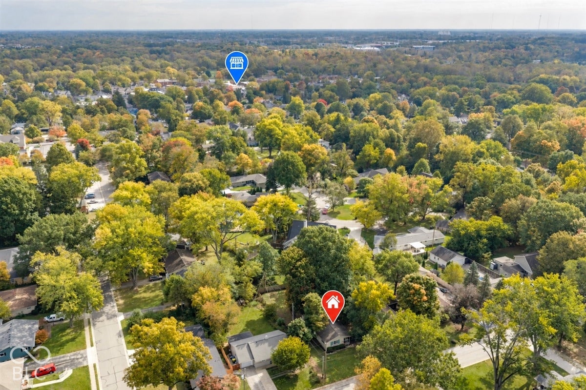 175 N 8th Street, Zionsville, IN 46077