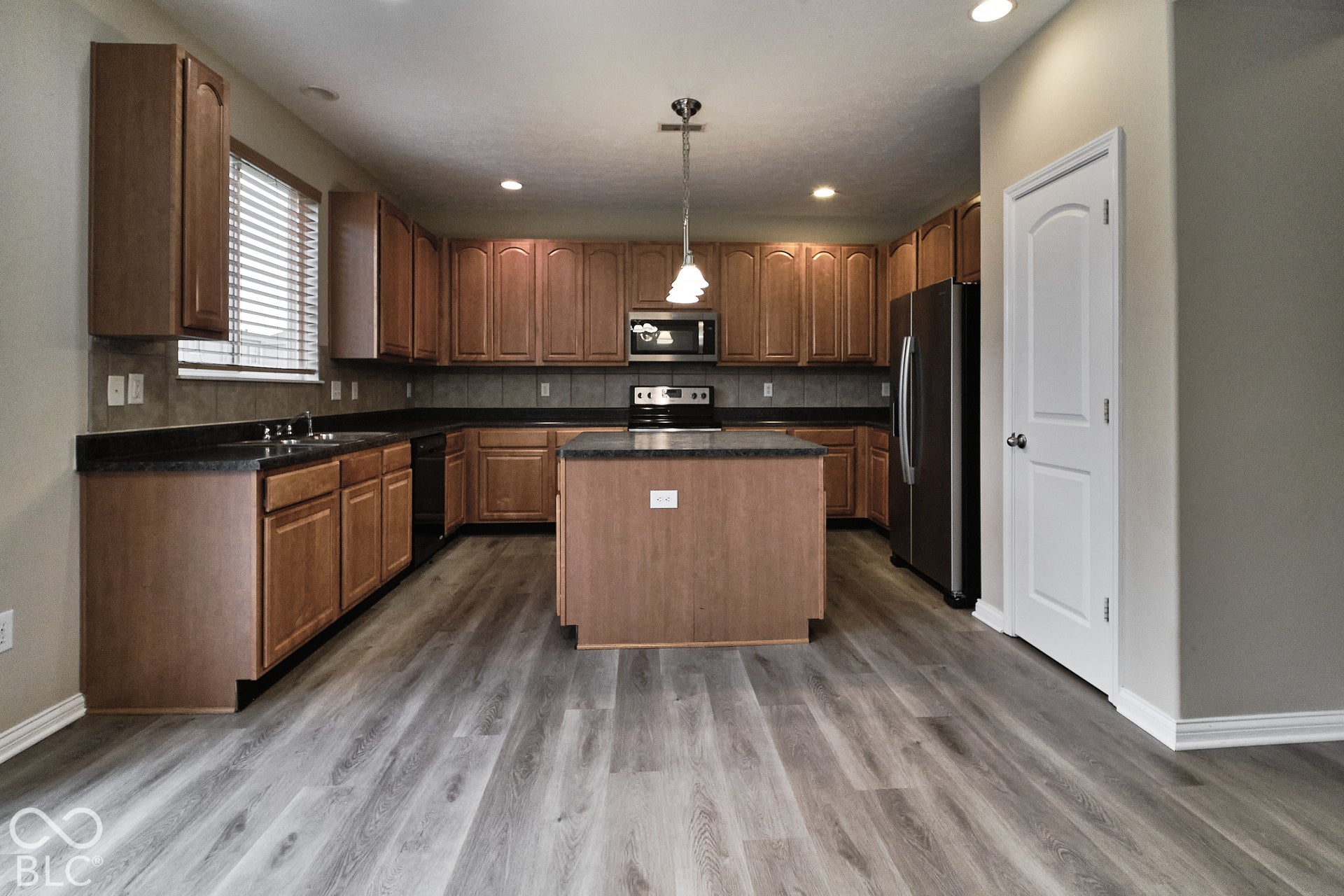 11249 Candice Drive, Fishers, IN 46038 11249 Candice Drive, Fishers, IN 46038