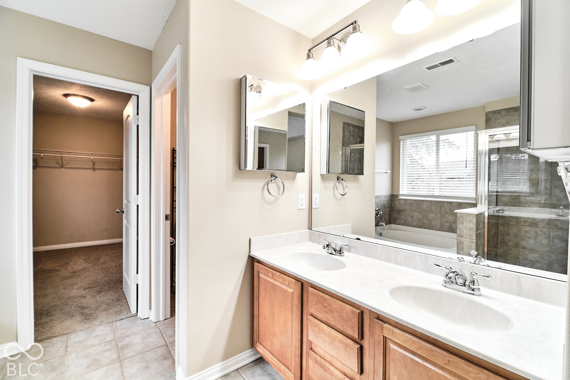 11249 Candice Drive, Fishers, IN 46038 11249 Candice Drive, Fishers, IN 46038